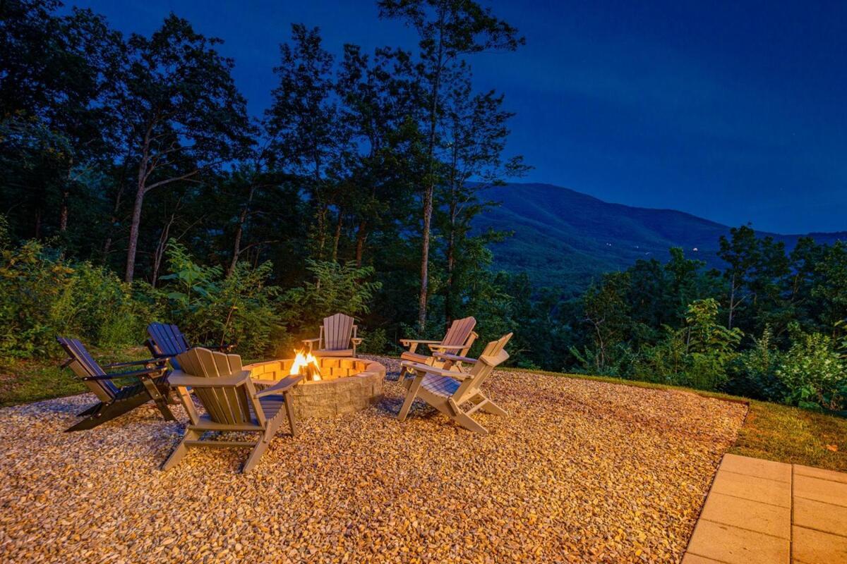 Firefly Cove - Private Theater And Mountain Views! Villa Sevierville Exterior foto